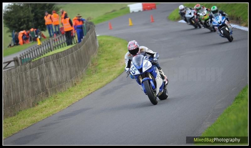 Gold Cup - Olivers Mount - motorbike photography