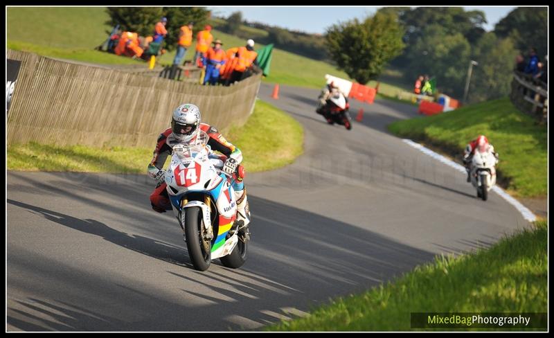 Gold Cup - Olivers Mount - motorbike photography