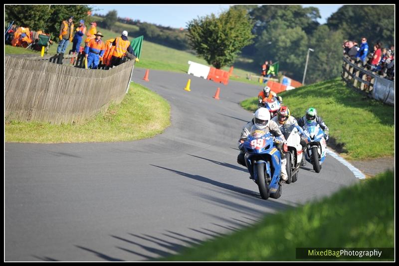 Gold Cup - Olivers Mount - motorbike photography