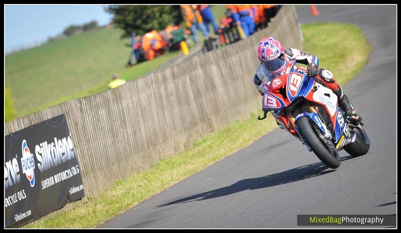 Gold Cup - Olivers Mount - motorbike photography