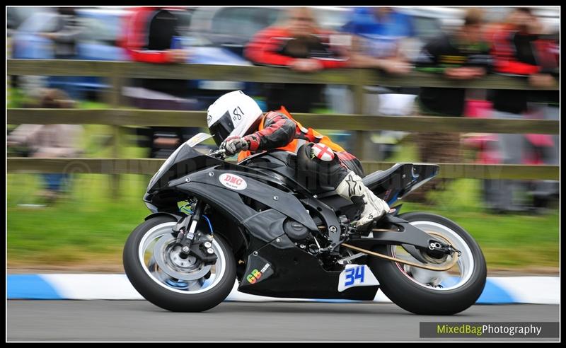 Gold Cup - Olivers Mount - motorbike photography