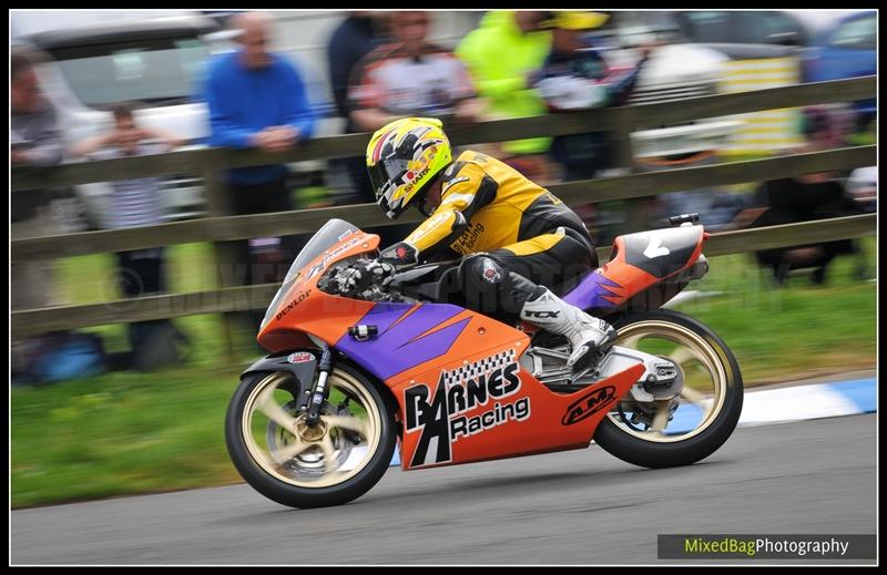 Gold Cup - Olivers Mount - motorbike photography