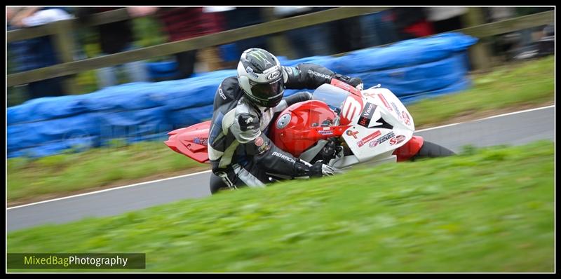 Gold Cup - Olivers Mount - motorbike photography