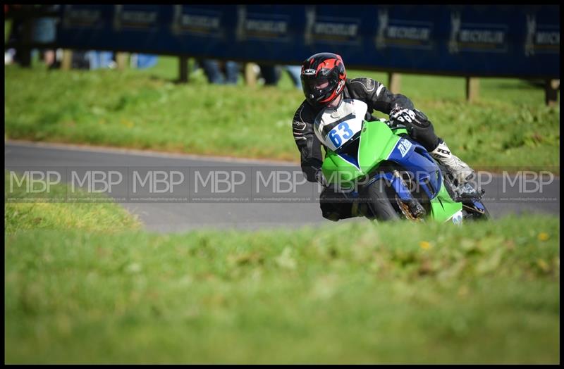 Gold Cup - Olivers Mount motorsport photography uk