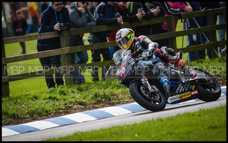 Gold Cup - Olivers Mount motorsport photography uk