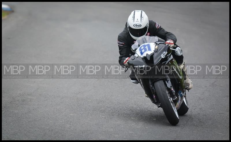 Gold Cup - Olivers Mount motorsport photography uk