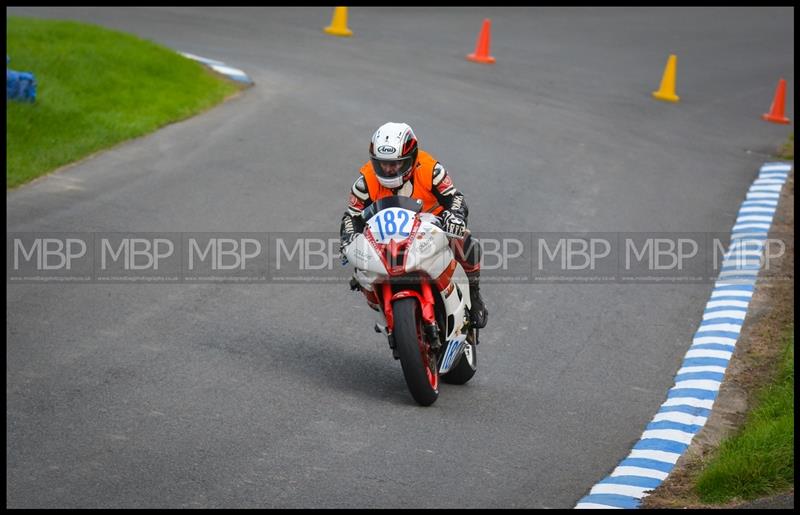 Gold Cup - Olivers Mount motorsport photography uk