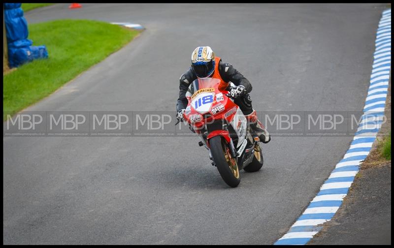 Gold Cup - Olivers Mount motorsport photography uk