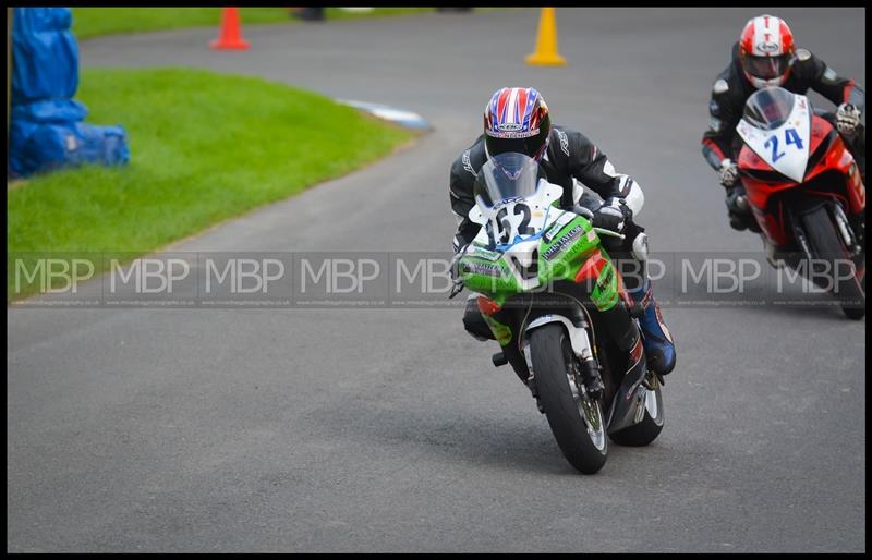 Gold Cup - Olivers Mount motorsport photography uk