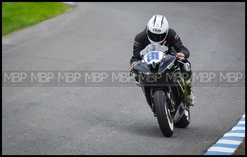 Gold Cup - Olivers Mount motorsport photography uk