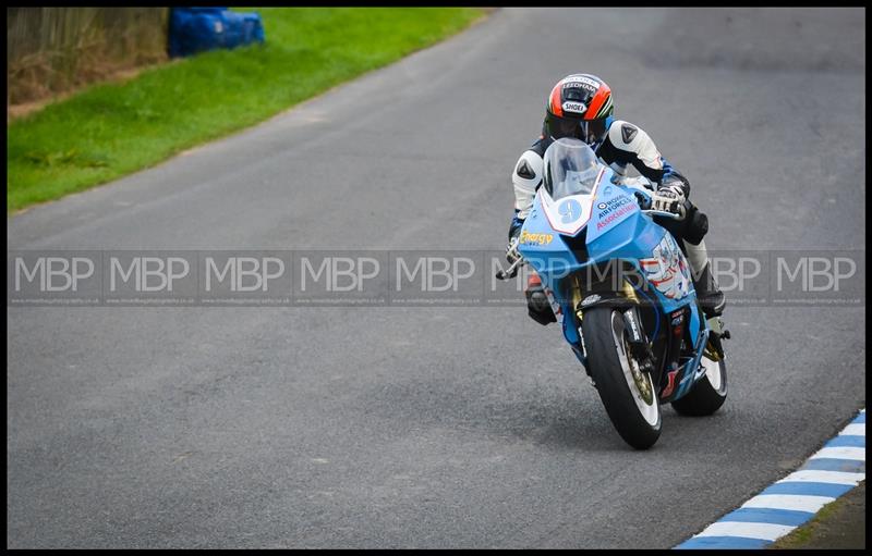 Gold Cup - Olivers Mount motorsport photography uk