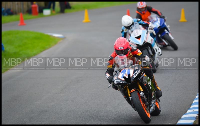 Gold Cup - Olivers Mount motorsport photography uk