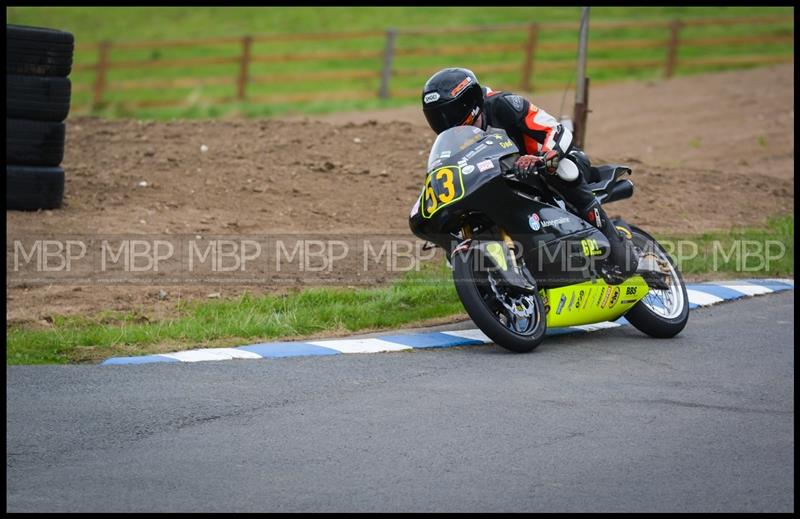 Gold Cup - Olivers Mount motorsport photography uk