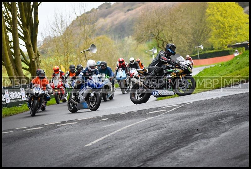 Spring Cup, Oliver's Mount motorsport photography uk