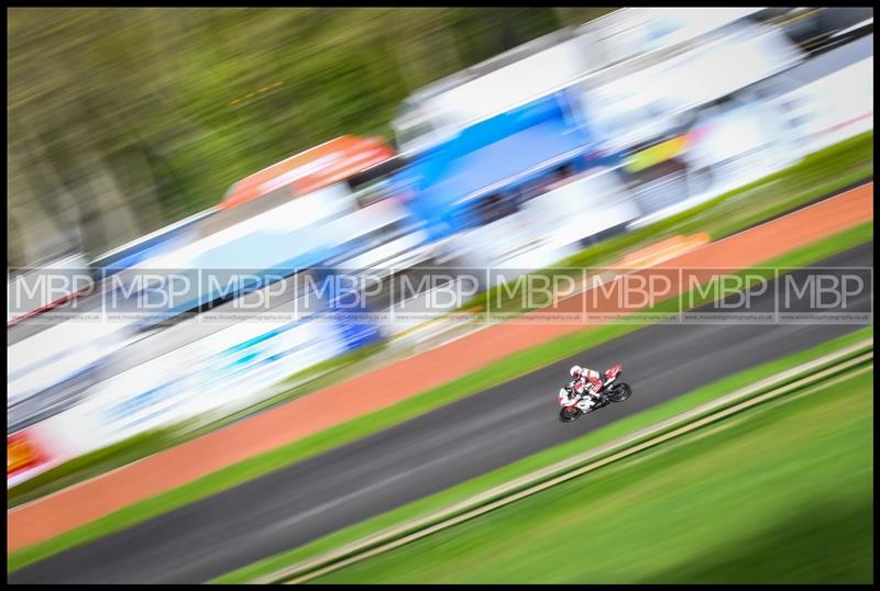 Spring Cup, Oliver's Mount motorsport photography uk