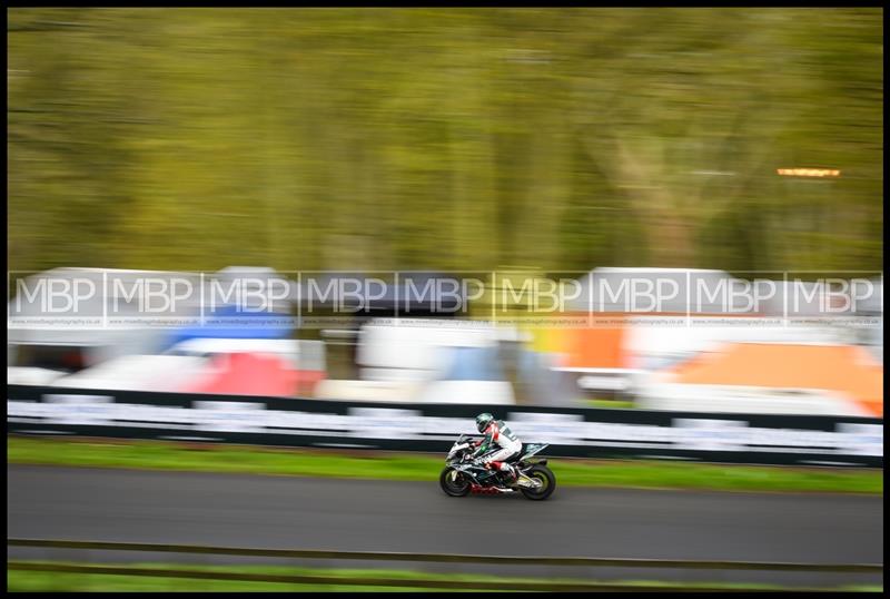 Spring Cup, Oliver's Mount motorsport photography uk