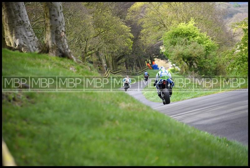 Spring Cup, Oliver's Mount motorsport photography uk