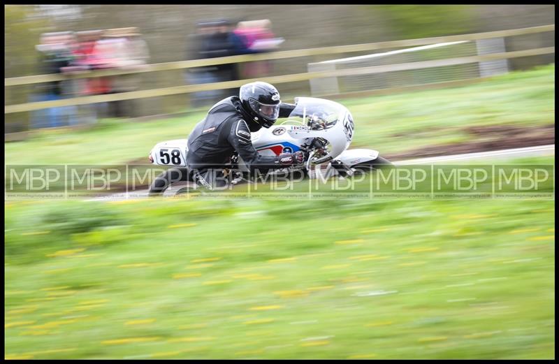 Spring Cup, Oliver's Mount motorsport photography uk