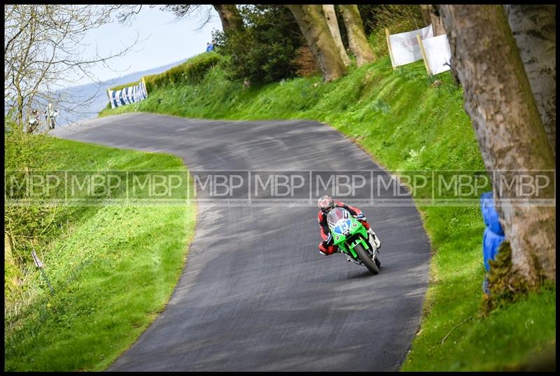 Spring Cup, Oliver's Mount motorsport photography uk