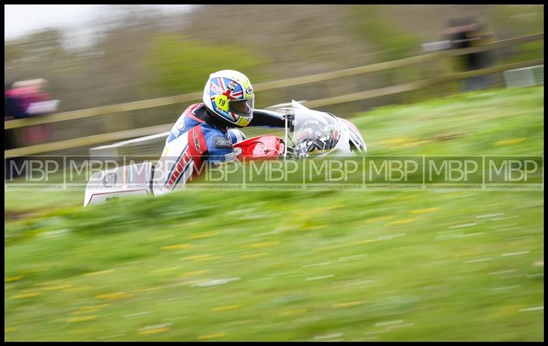 Spring Cup, Oliver's Mount motorsport photography uk