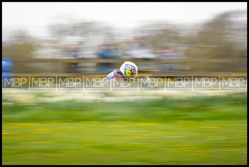 Spring Cup, Oliver's Mount motorsport photography uk