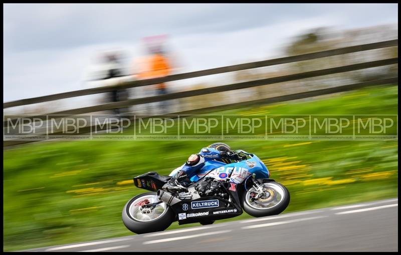 Spring Cup, Oliver's Mount motorsport photography uk