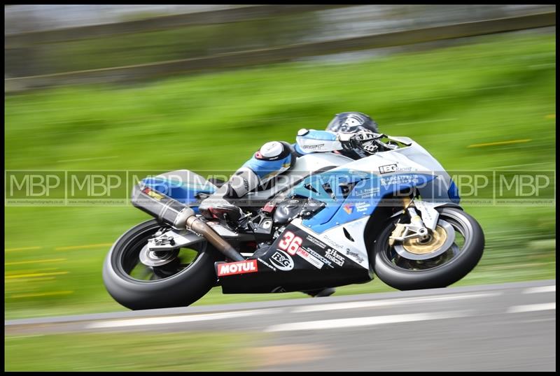 Spring Cup, Oliver's Mount motorsport photography uk