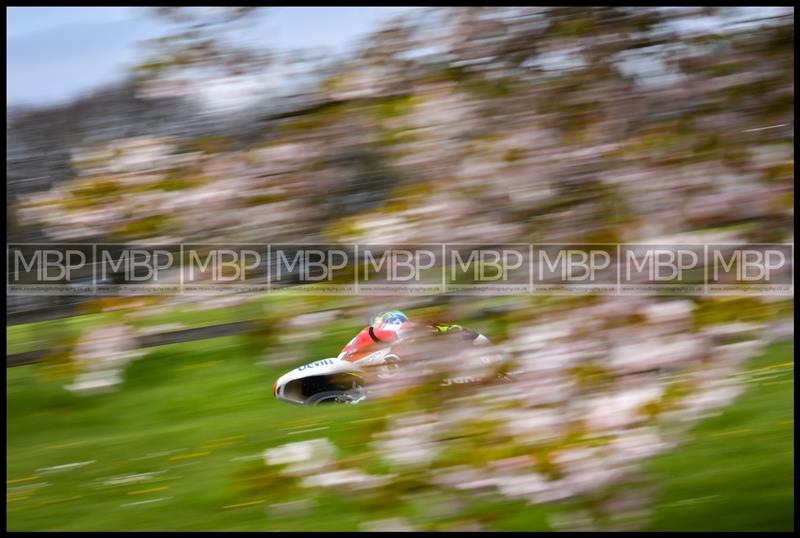 Spring Cup, Oliver's Mount motorsport photography uk
