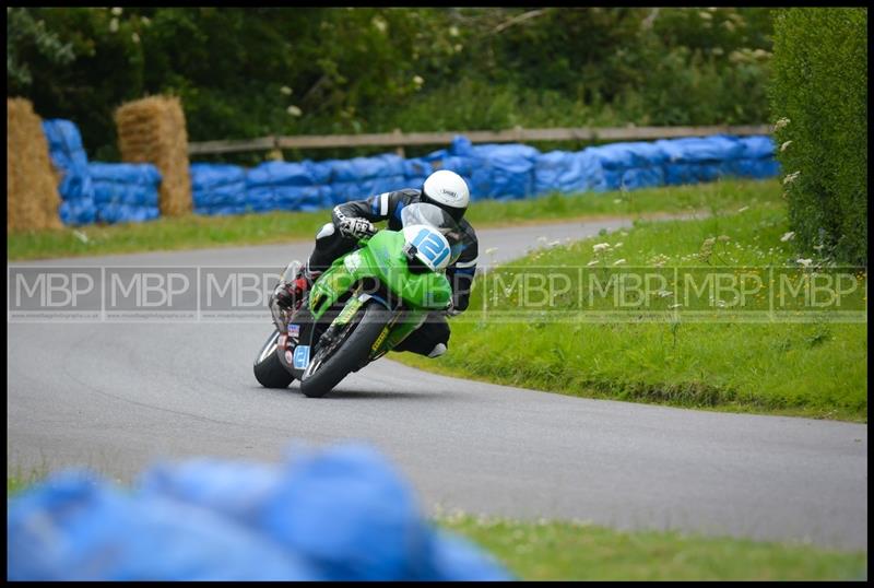 Cock O'The North, Oliver's Mount motorsport photography uk