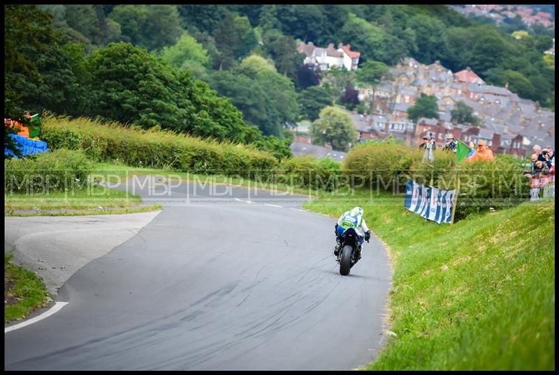 Cock O'The North, Oliver's Mount motorsport photography uk