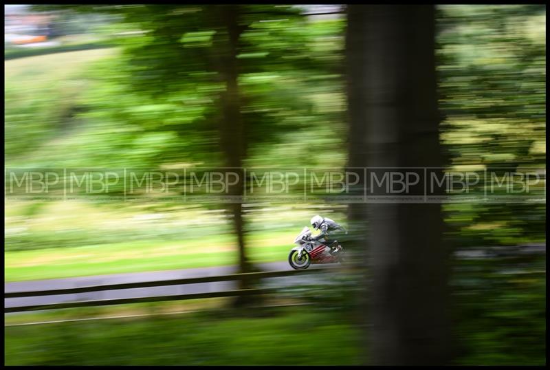 Cock O'The North, Oliver's Mount motorsport photography uk