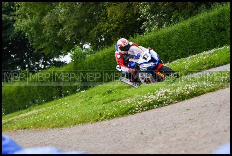 Cock O'The North, Oliver's Mount motorsport photography uk