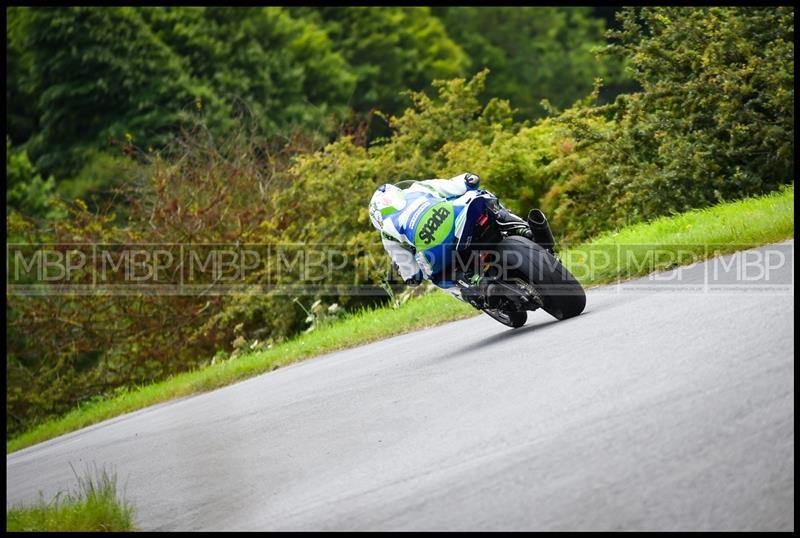 Cock O'The North, Oliver's Mount motorsport photography uk