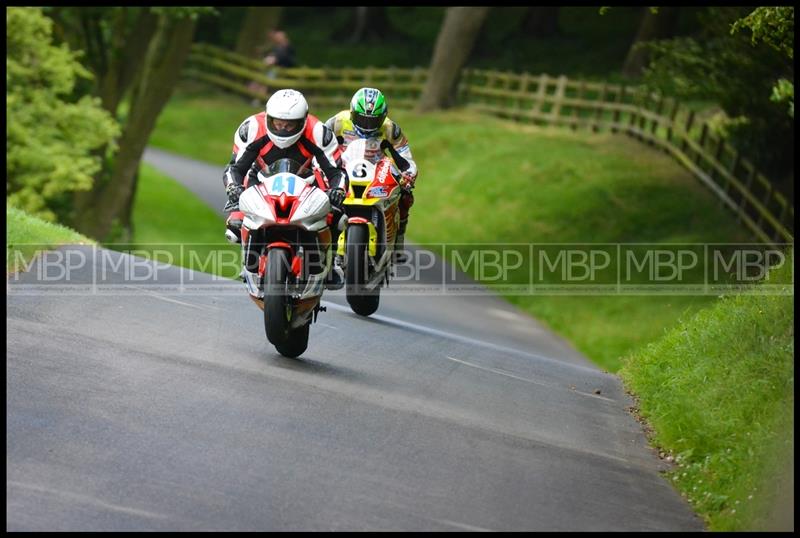 Cock O'The North, Oliver's Mount motorsport photography uk