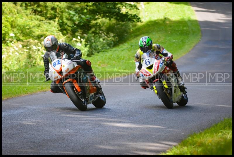 Cock O'The North, Oliver's Mount motorsport photography uk