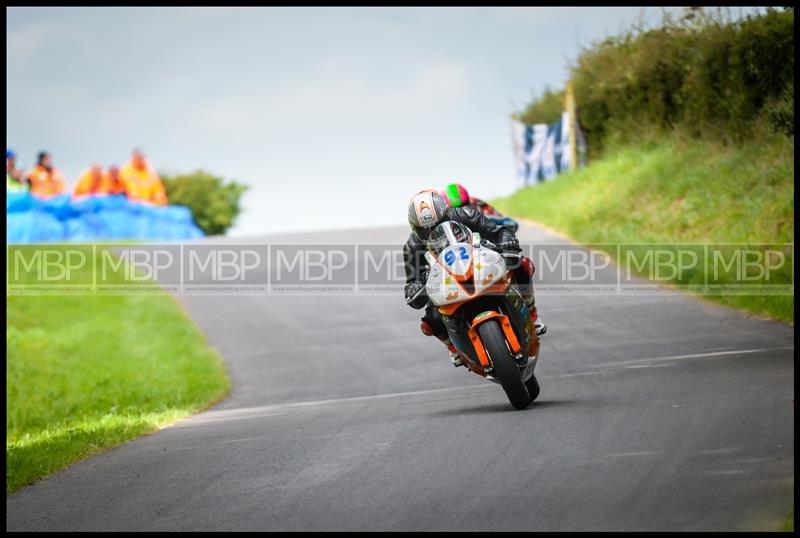 Cock O'The North, Oliver's Mount motorsport photography uk