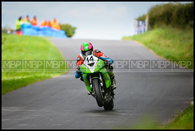 Cock O'The North, Oliver's Mount motorsport photography uk