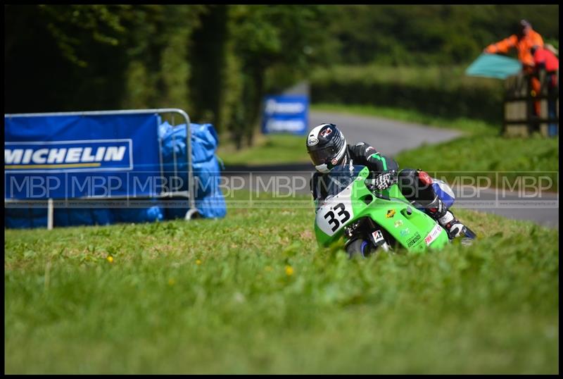 Cock O'The North, Oliver's Mount motorsport photography uk