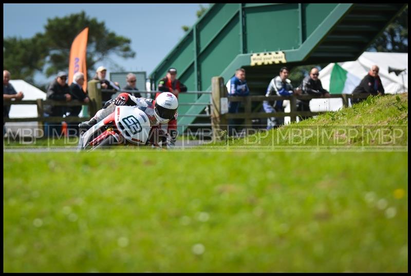 Cock O'The North, Oliver's Mount motorsport photography uk