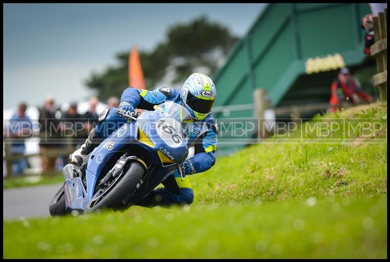 Cock O'The North, Oliver's Mount motorsport photography uk