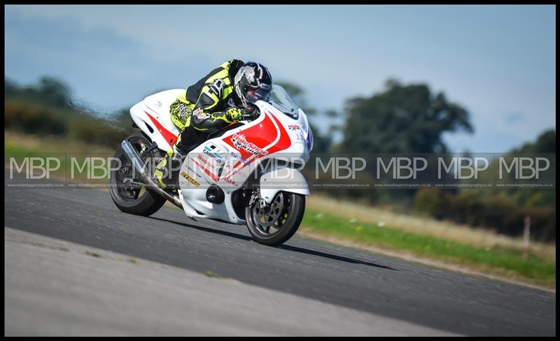 Straightliners Top Speed event motorsport photography uk