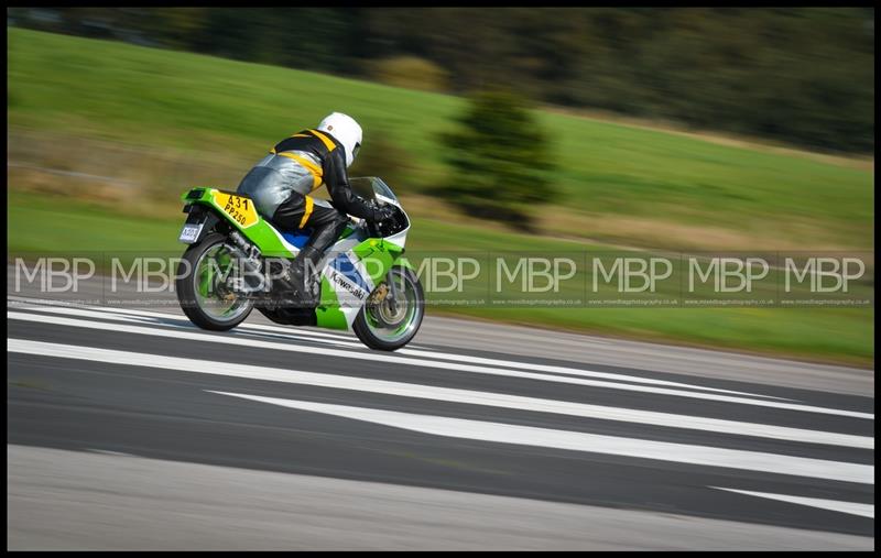 Straightliners Top Speed event motorsport photography uk