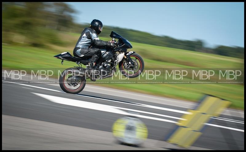 Straightliners Top Speed event motorsport photography uk