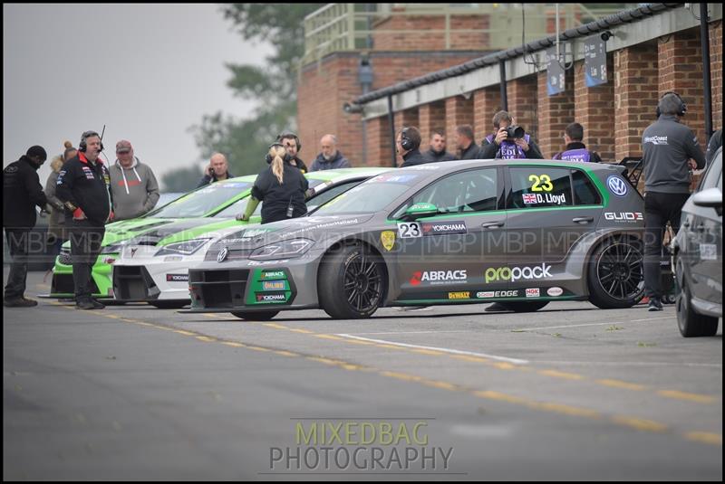 TCR UK, Croft Circuit motorsport photography uk