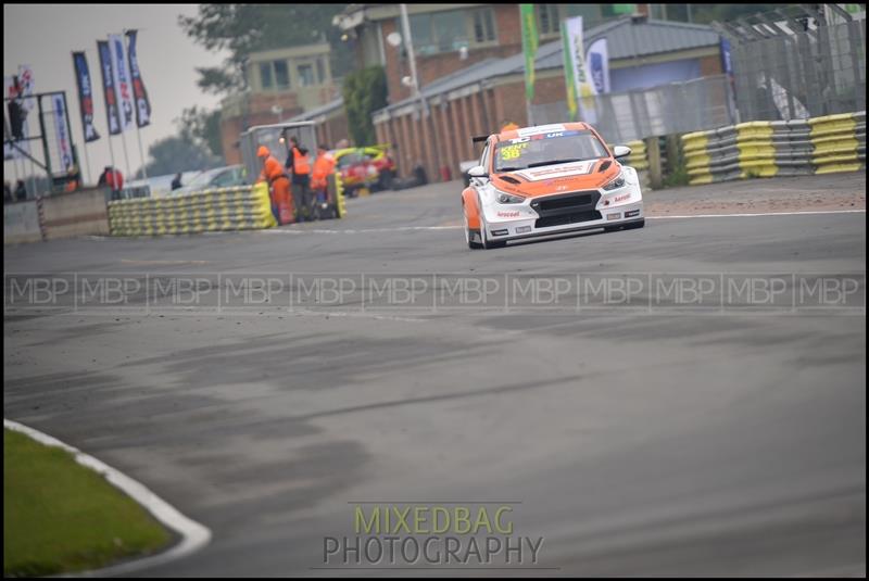 TCR UK, Croft Circuit motorsport photography uk