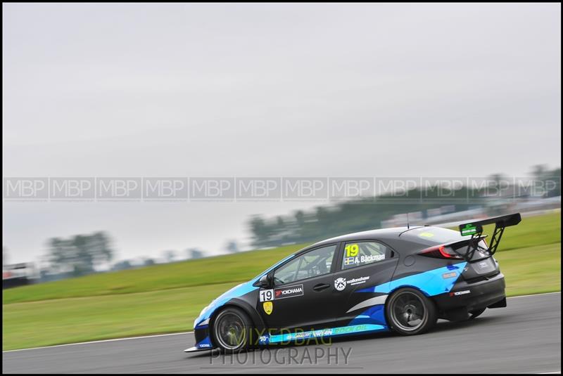 TCR UK, Croft Circuit motorsport photography uk