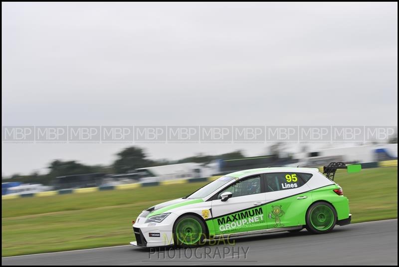 TCR UK, Croft Circuit motorsport photography uk