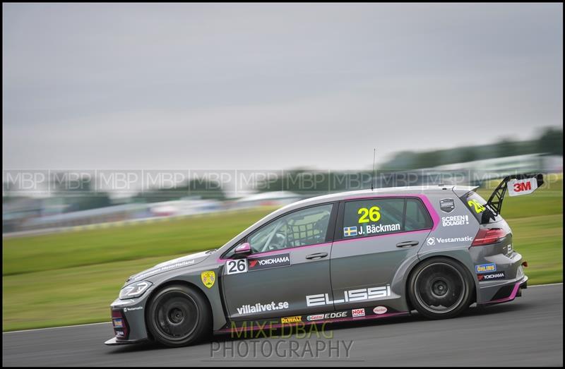 TCR UK, Croft Circuit motorsport photography uk