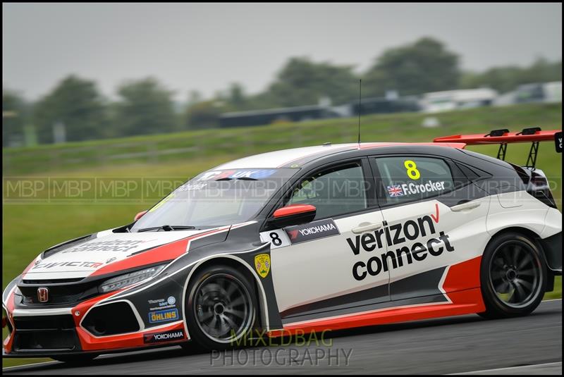 TCR UK, Croft Circuit motorsport photography uk