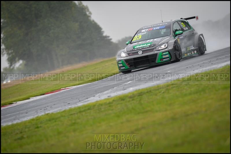 TCR UK, Croft Circuit motorsport photography uk